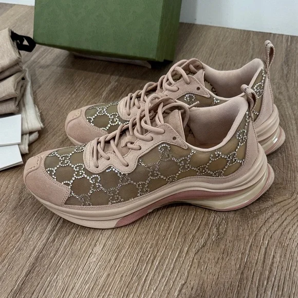 AUTHENTIC GUCCI RUN GG CRYSTAL MESH SNEAKERS - Picture 5 of 13